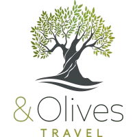 andolives_travel_logo-removebg-preview